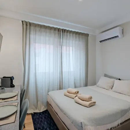 Lovely Studio Fully Equipped Near Subway N4-2